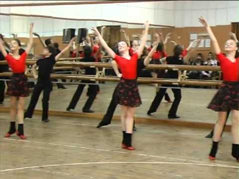 Видео: Короткова В.Н. Народно-сценический танец. 7 класс