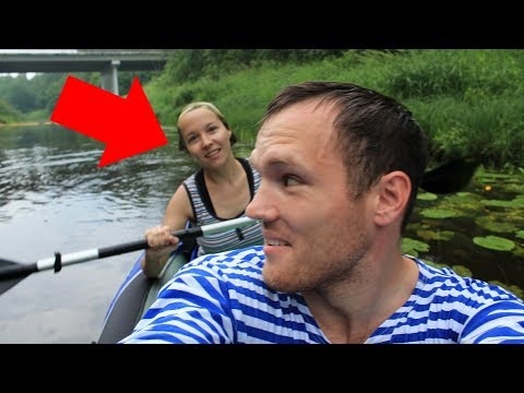 Видео: Впервые на каяке! Вечерняя прогулка по реке Тосно.