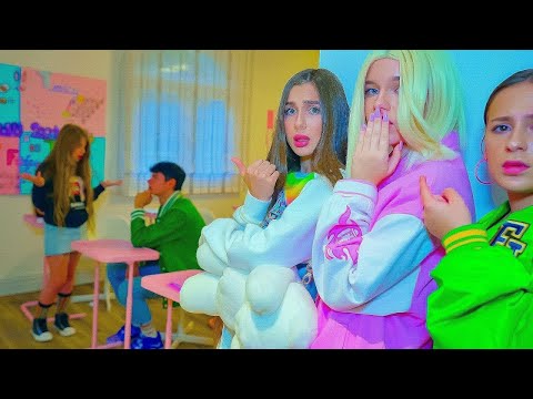 Видео: СКОРО ПАРТИ 🎉 Кой ще отиде на рождения ден на Лейди Даяна? Празник за момичета и забавни ситуации