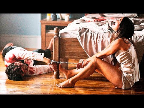 Видео: Чтобы отомстить за измену, муж приковал себя наручниками к жене...