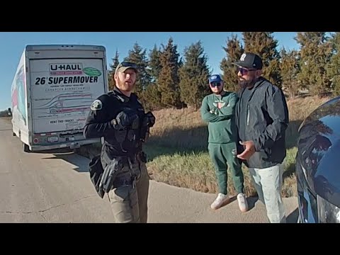 Видео: Копы знали, что с этим грузовиком что-то не так