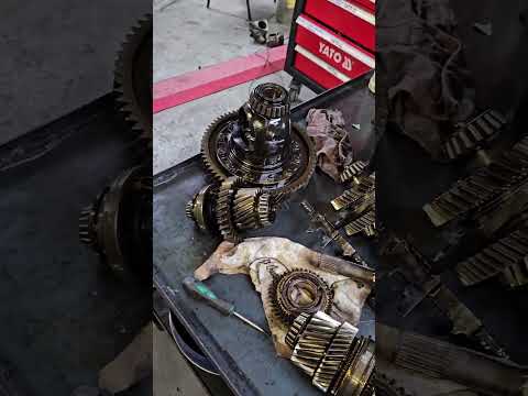 Видео: Ремонт МКПП Фольксваген Т5 2.5