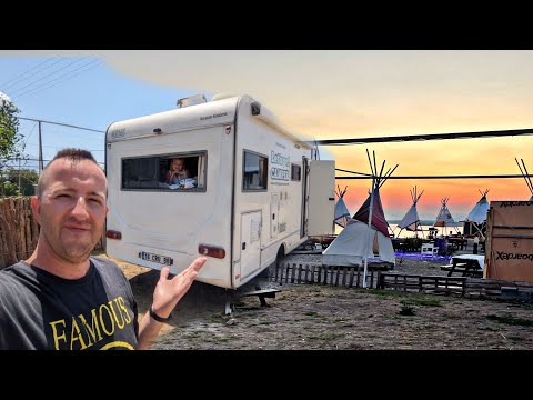 Видео: Наконец-то нашли кемпинг для автодома в Фетхие Турция. Показываем как здесь все устроено и пляж