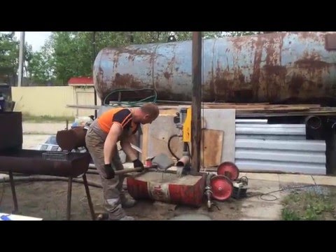 Видео: Малогабаритная буровая установка