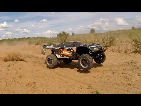 Видео: Баха 5Т, часть 2 .... Как валит сток с 26сс. Бензиновая радиоуправляемая машина