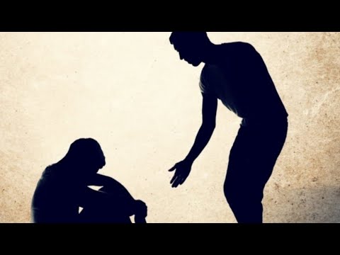 Видео: Помогать людям - опасное дело?