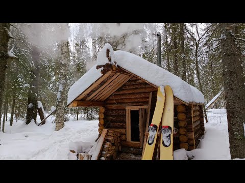 Видео: ОХОТА В ТАЙГЕ, ДОБЫЛ МЯСА НА ПРОПИТАНИЕ. ВОТ ДЛЯ ЧЕГО НУЖНА ИЗБА .