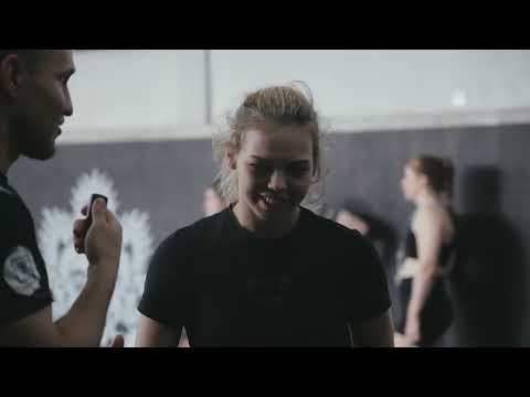 Видео: AL Leone Bali Camp: Second Wave Blog ep. 4 - на Русском Языке