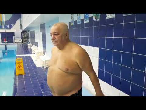 Видео: Ярославль ~ Александр Борисович Иванов посещает бассейн ~ 29 ноября 2021