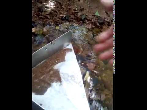 Видео: ЗОЛОТО ПРОМЫВОЧНЫЙ ШЛЮЗ,БЕЗ КОВРОВ