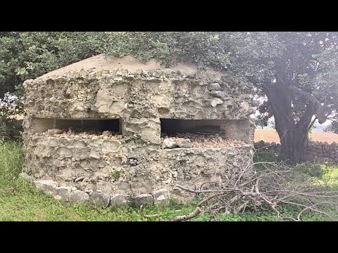 Видео: НЕЯСНОГО НАЗНАЧЕНИЯ КАЗЕМАТЫ НА СИЦИЛИИ.