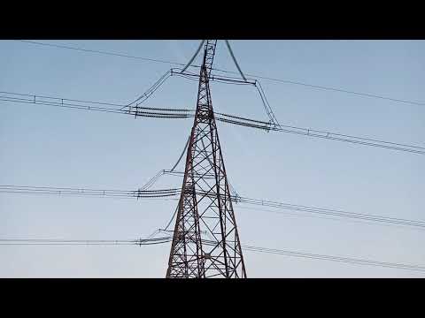 Видео: Гудение высоковольтных проводов 29 сентября 2020 года