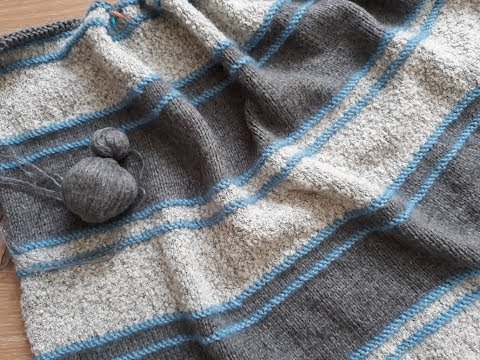 Видео: Полосатый кардиган спицами. Часть 4. Вяжем проймы.