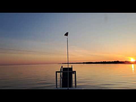 Видео: Перегон теплохода. Новая Ладога - Санкт-Петербург. День десятый.