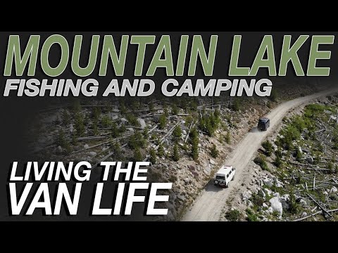 Видео: Рыбалка и кемпинг на горном озере – жизнь в фургоне