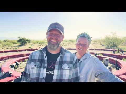 Видео: Все, что мы построили на 6 акрах нетронутой пустынной земли (С ПЕРВОГО ПО ЧЕТВЕРТЫЙ ГОД)