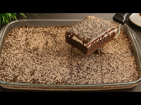 Видео: Всего 5 столовых ложек! Лучший шоколадный торт, тающий во рту! Очень просто и вкусно.