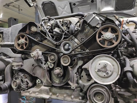 Видео: AUDI 4.2 V8 AQH меняю ремень ГРМ Replacing the timing belt