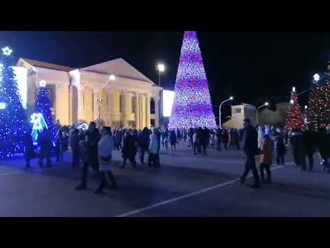 Видео: С наступившим новым годом дорогие друзья!!! #сновымгодомдрузья