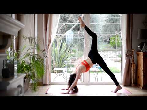 Видео: УТРЕННЯЯ ЙОГА ФЛОУ - РАСТЯЖКА и РАЗМИНКА НА ВСЕ ТЕЛО 💕 Лина Семина