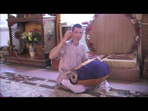 Видео: Гопарадж Дас - Мриданга для начинающих #1