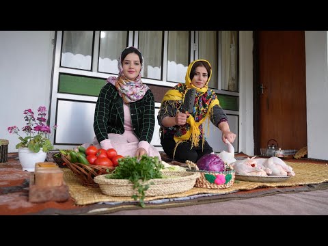 Видео: Куры и баклажаны превратились в вкусный ужин со свежим хлебом