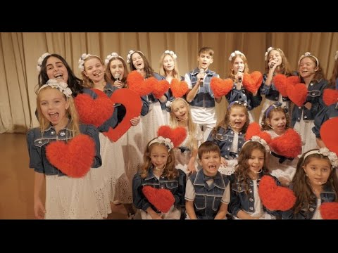 Видео: Мамино сердце. Детский театр песни "Большая перемена"