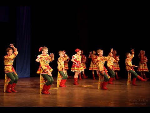 Видео: Городецкие досточки, Ансамбль "Школьные годы"
