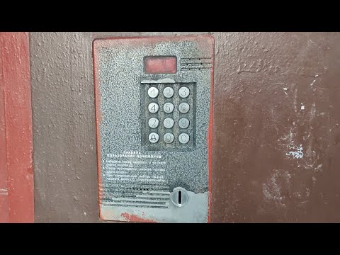 Видео: 📟Старый домофон Импульс! Лифт (КМЗ-1973 г.в); Факел Социализма 2а подъезд 2; Балаково; (Жилгородок)