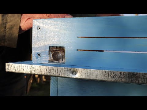 Видео: Как сделать крышу улья? | Вентиляция и утепление
