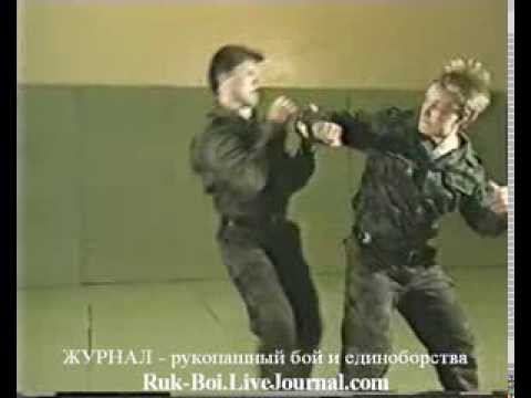 Видео: Ч10 #Защита от обхватов туловища Боевое #САМБО #приемы  Combat SAMBO techniques