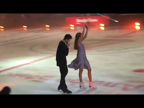 Видео: Фигуристы шоу Ильи Авербуха и Роман Костомаров