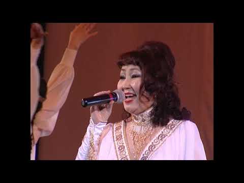 Видео: Алевтина Лукинова - Үрүҥ туллук эрэ мөлбөстүүр