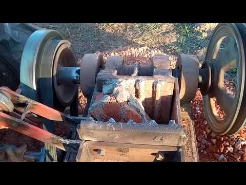 Видео: Дроблю кирпич и бетон