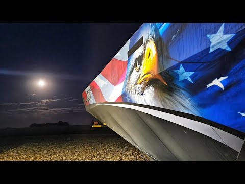 Видео: Грязевые ямы и истерика с программным обеспечением — День настоящей фермы