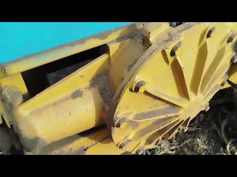 Видео: Тюкую кукурудзу ЮМЗ 8280,та пресс Rjvera Casalis 