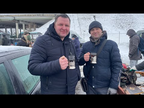 Видео: Барахолка Минска и старинная скрипка. Деньги из мусора. Мусорщик в кругу друзей.