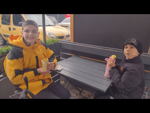 Видео: Vlog 29.10.2025 Часть 1 В поликлинике с Вовой/Миграционная служба/Занятие/У психолога/Шаурма