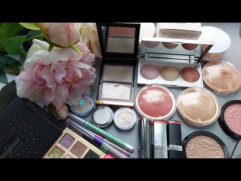 Видео: Косметичка второй половины апреля)))