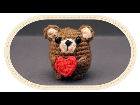 Видео: Вязаный мишка амигуруми. Crochet bear amigurumi.