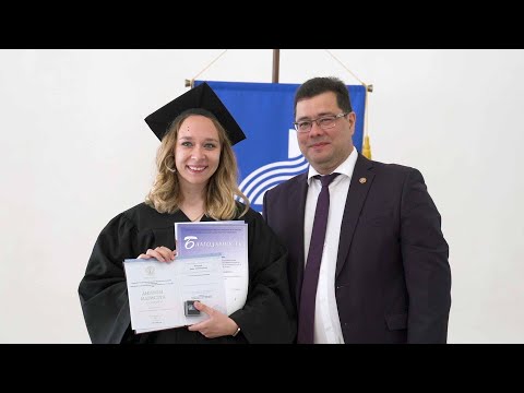 Видео: Вручение красных дипломов магистрам Акмуллинского университета