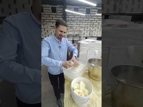 Видео: Инструкция как мыть китайский фризер для мягкого мороженого.