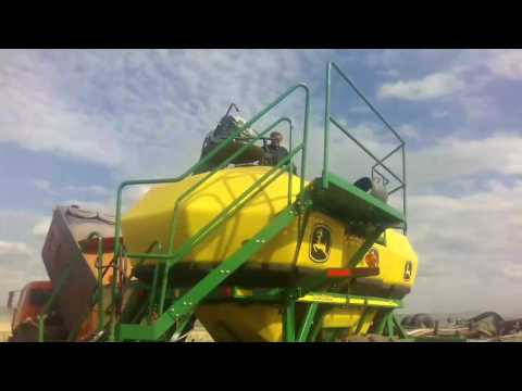 Видео: Посевной комплекс Джон дир.