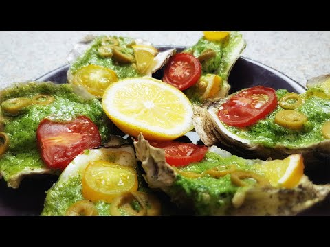 Видео: Устрицы.  Необычный рецепт. Запечённые устрицы в духовке. Канал "Спасибо Вкусно"