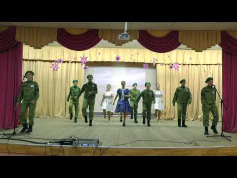 Видео: Инсценировка песни Идёт солдат по городу