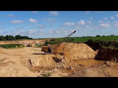 Видео: Драглайн ЭО-652 1986 г."Старичок всё ещё работает"Работа в карьере