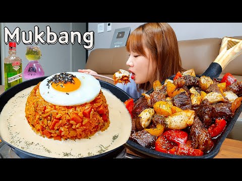 Видео: Sub)Real Mukbang- Приготовление отбивного стейка🥩 Жареный рис с кимчи и сливочным сыром🍛 Коктейль🍸