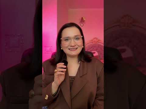 Видео: УПЁРТЫЙ ТЕЛЕФОННЫЙ МОШЕННИК НЕ СДАЁТСЯ