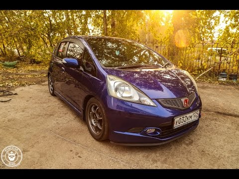 Видео: Honda Fit RS от Дядюшки Бороды