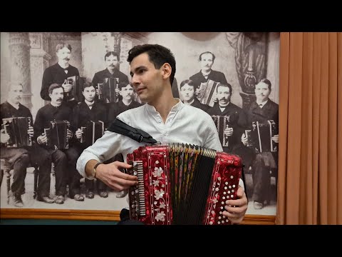 Видео: "Оренбургский пуховый платок". Пьеса Н. Малыгина